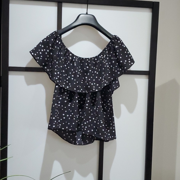 Off the shoulder black top - Picture 3 of 3